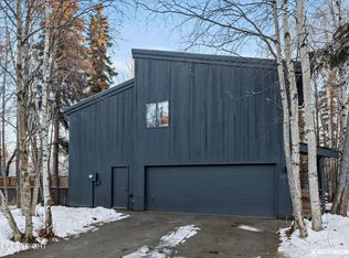 3410 Korovin Bay Cir, Anchorage, AK 99515