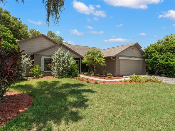 16318 E Course Dr, Tampa, FL 33624