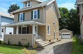 1st image of 40 Evelyn St