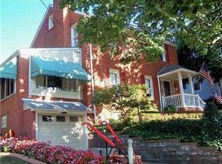 438 8th St, Oakmont, PA