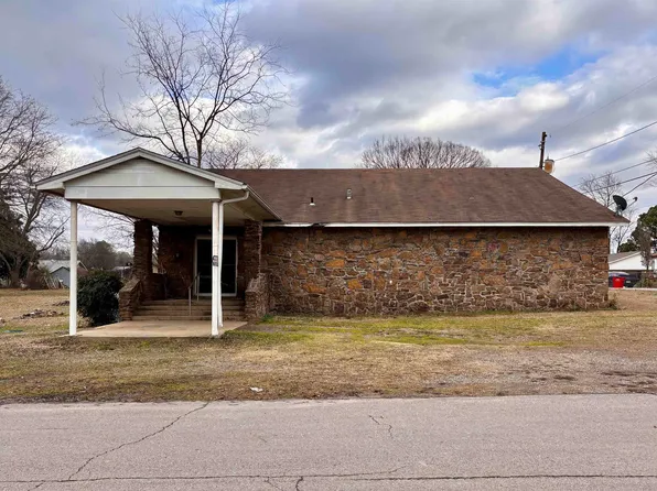 600 N Division St, Morrilton, AR 72110
