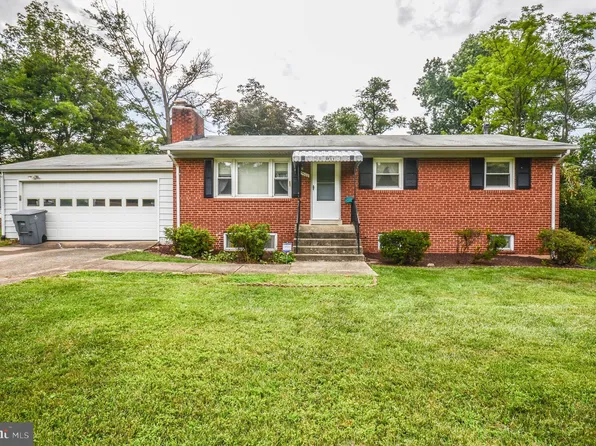 5600 Justis Pl, Alexandria, VA 22310