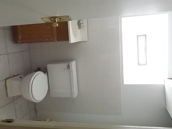 7397 FAUST BASEMENT BATH