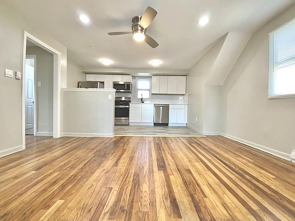 4th image of 907 North St Unit B