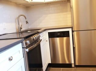 28-11 Steinway St #2F, Astoria, NY 11103