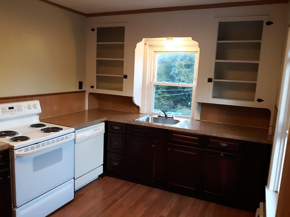1st image of 318 Washington St