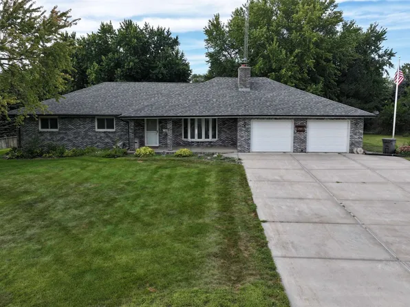 202 Highland Dr, Battle Creek, NE 68715