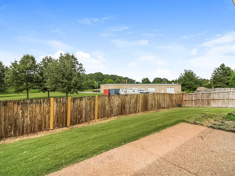 11662 Underwood Dr — Photo 14