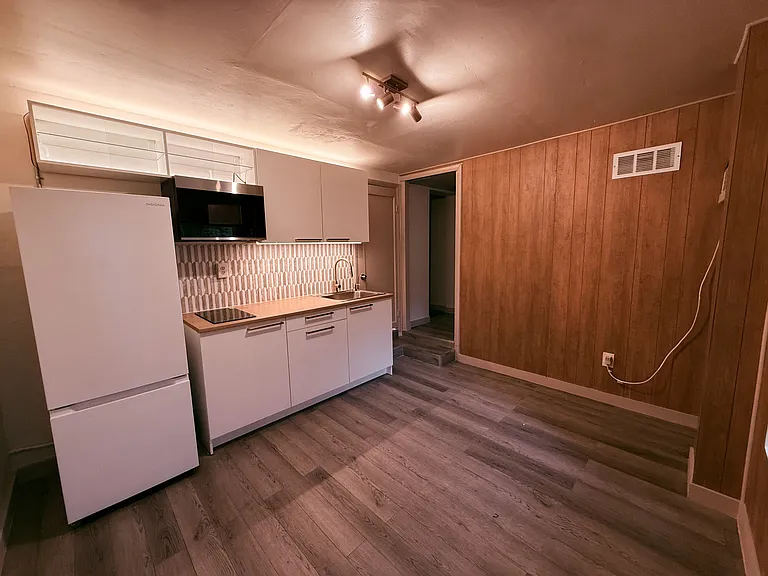 545 NE 111th St #3 — Photo 5