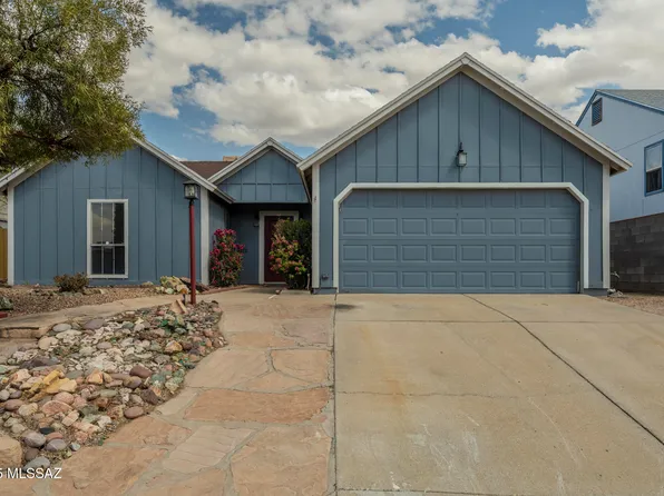 8770 N Holly Brook Ave, Tucson, AZ 85742