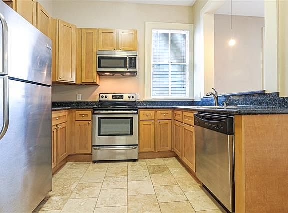 3rd image of 205 S Solomon St #B