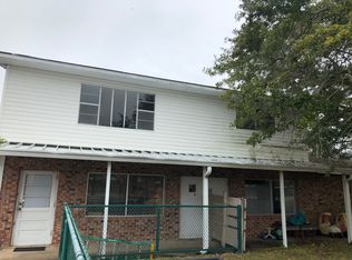 2503 Chicot St, Pascagoula, MS 39581