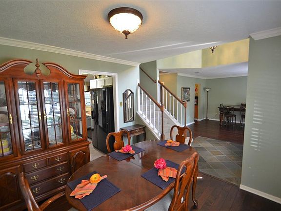 3rd image of 4810 Pilgrim Harbor Dr