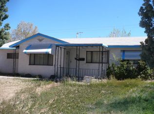 1528 Glorieta St NE, Albuquerque, NM 87112