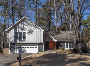 2970 Cedar Knoll Dr, Roswell, GA 30076