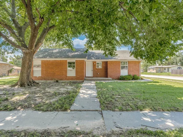 1501 E Catalina St, Wichita, KS 67216
