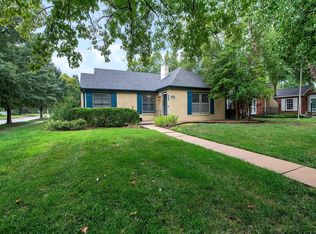 201 N Ridgewood Dr, Wichita, KS 67208