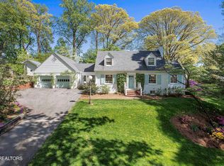 5720 Woodburn Dr, Knoxville, TN 37919