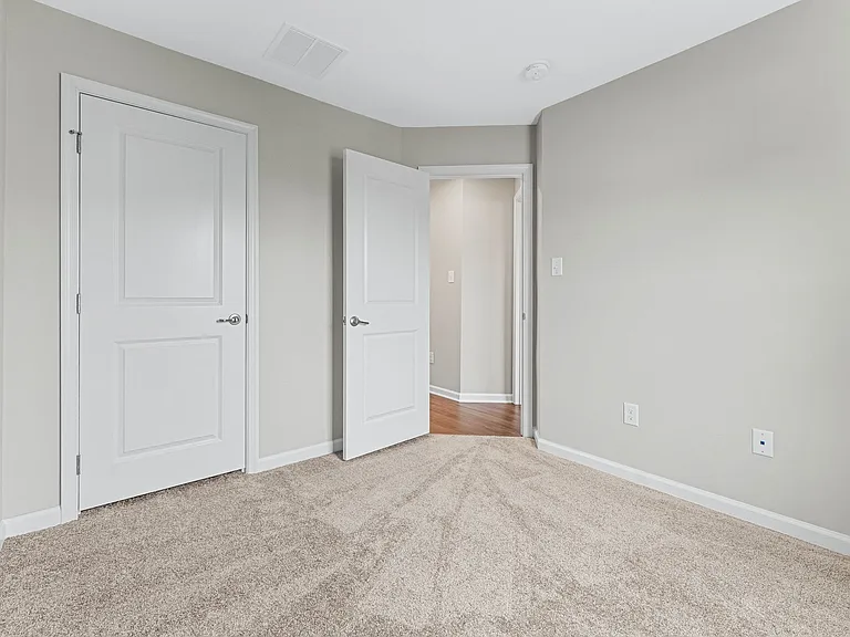 161 Star Dr — Photo 23