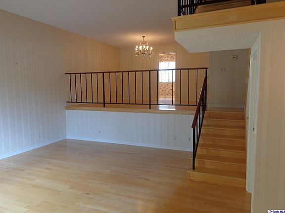 5th image of 1719 Rogers Pl Unit 35F