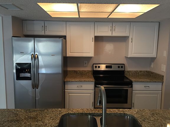3rd image of 11710 Cypress Park St
