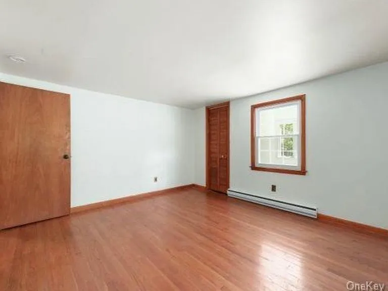 4 Quaker Rd #B — Photo 7