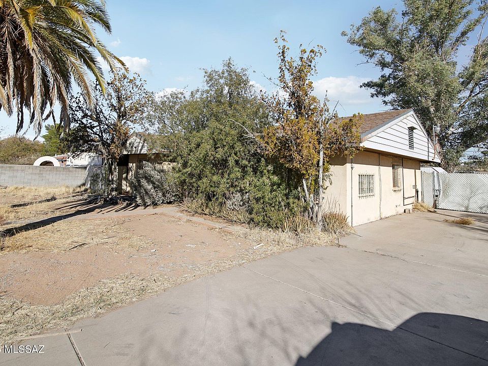 1st image of 2920 N Tucson Blvd