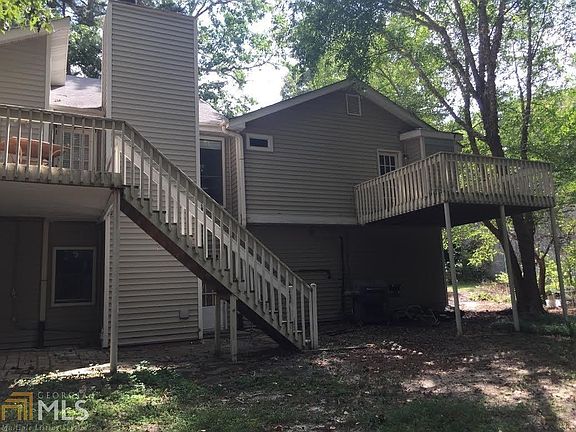 4th image of 804 Oak Moss Dr