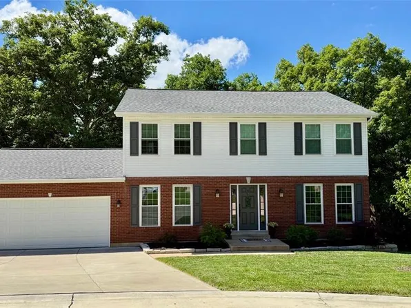 1953 Woodland Ct, Wentzville, MO 63385