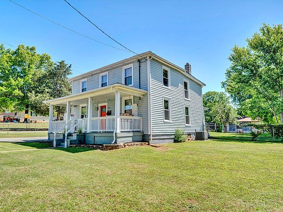 3rd image of 295 Orchard Ave