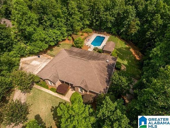 2nd image of 1506 Ben Dr NE