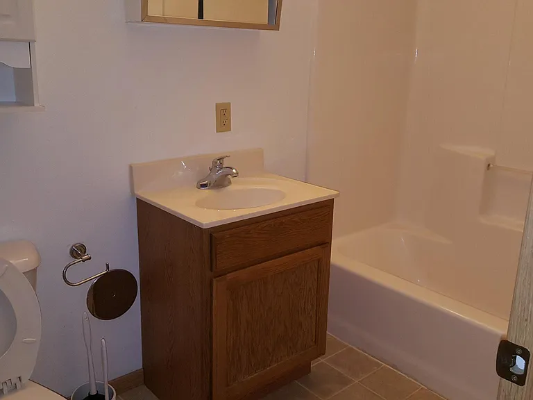 299 Dyer St #11 — Photo 3