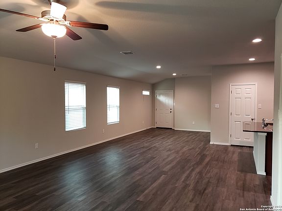 5th image of 15226 PANDION DR