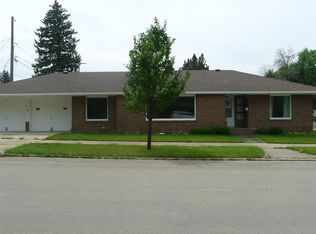 214 N Elm St, Lewistown, MT 59457
