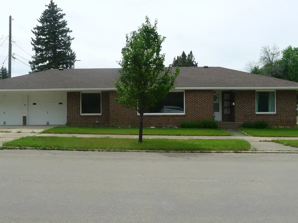 214 N Elm St, Lewistown, MT 59457