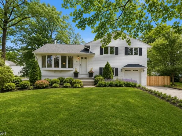 10 Cornell Pl, Chatham Boro, NJ 07928