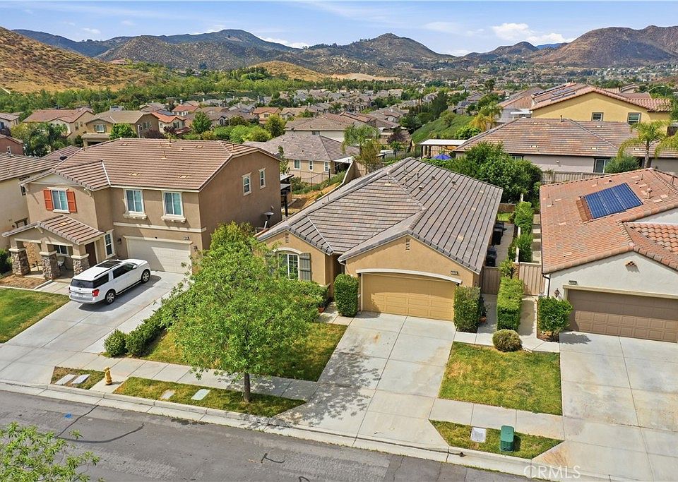 1st image of 34343 Blossoms Dr