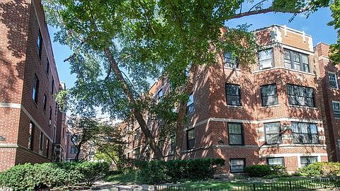 2nd image of 732 Hinman Ave APT 1E