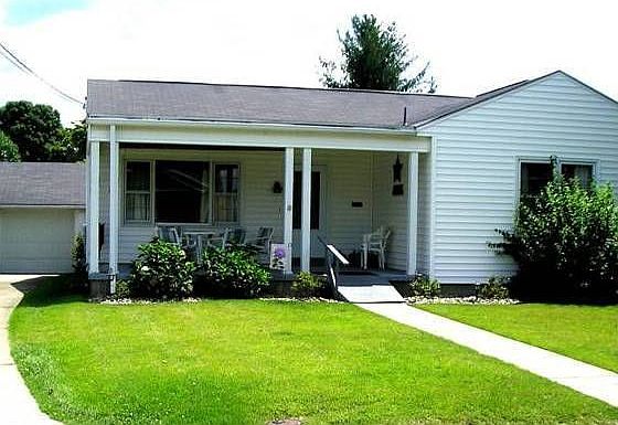 1st image of 816 Warren Ave
