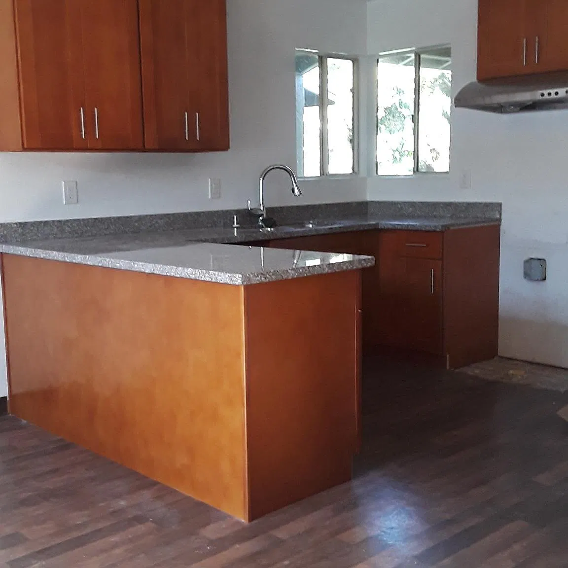 2038 Stonewood Lane — Photo 3