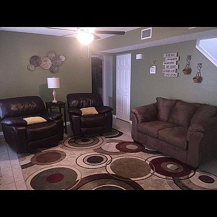 2nd image of 1445 Malibu Cir NE APT 104