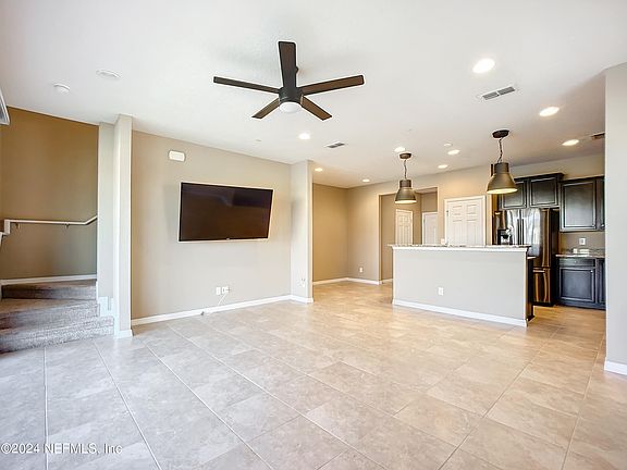 3rd image of 7015 BERRYBROOK Drive