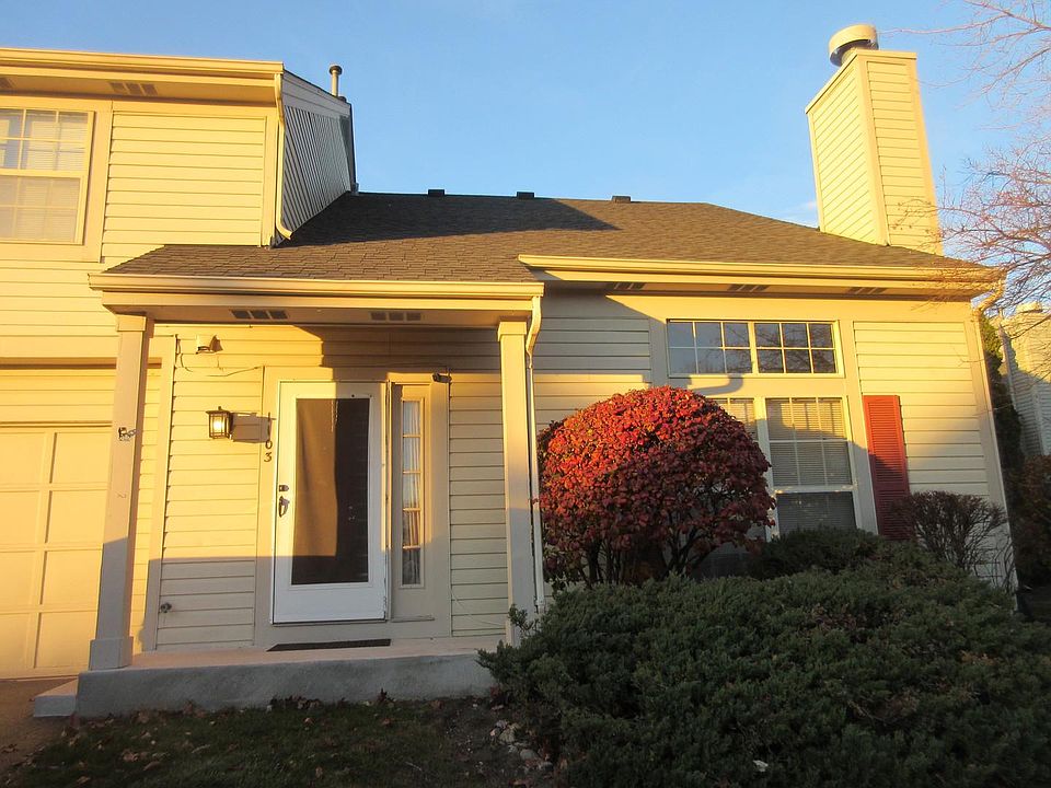 1st image of 1103 N Knollwood Dr #1103