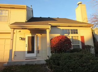 1103 N Knollwood Dr #1103, Palatine, IL 60067