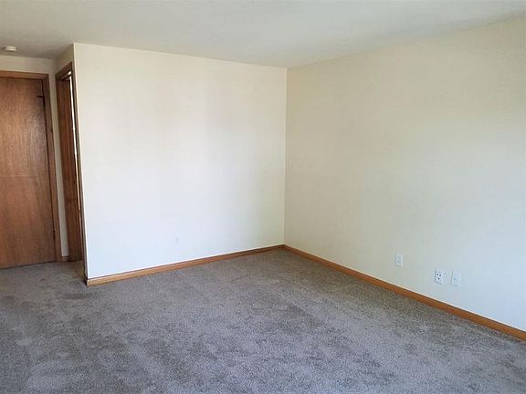 5th image of 50 School St APT 23