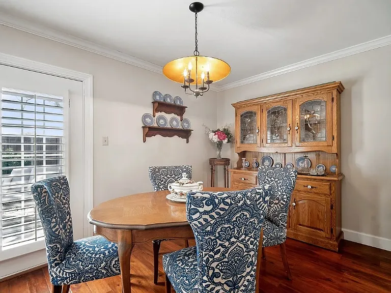 1001 S Oneida St #1B — Photo 7
