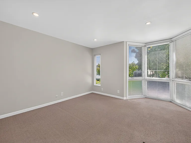 827 N Humboldt St — Photo 24