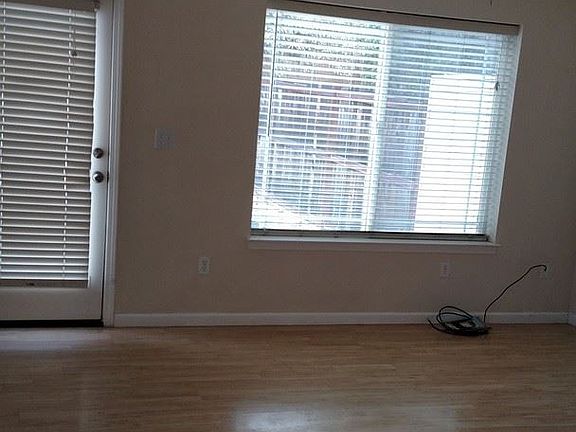 4th image of 1243 Hartley St