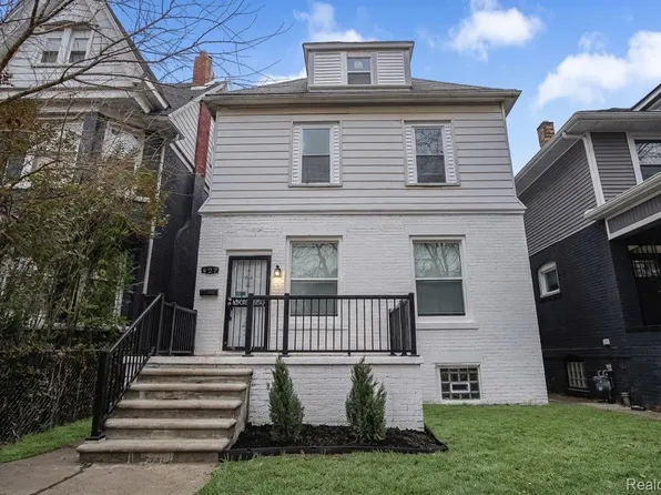 427 Melbourne St, Detroit, MI 48202
