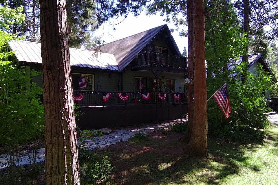 1st image of 320 Airport Rd